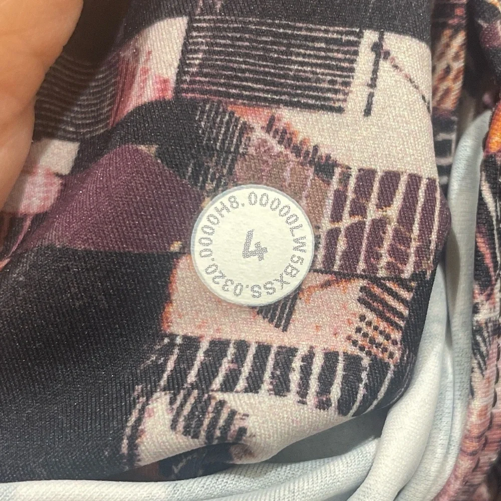 Lululemon Wunder Under Crop Leggings Size 4 Abstract Print Mid Rise